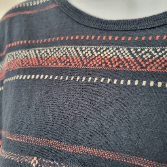 The Roark Revival Women's XL Short Sleeve T-shirt Dark Blue Pink White Pattern - Picture 4 of 8